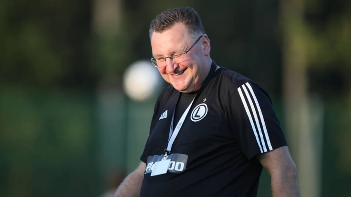 Legiyanın baş məşqçisi Mahir Emrelidən danışdı