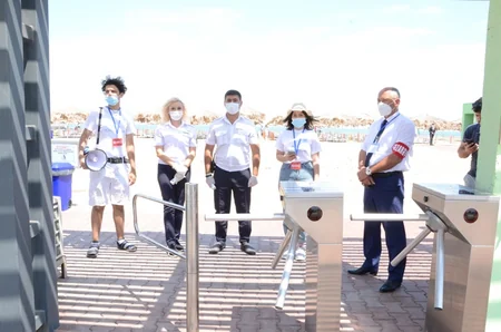 Bakıda çimərliklər açıldı