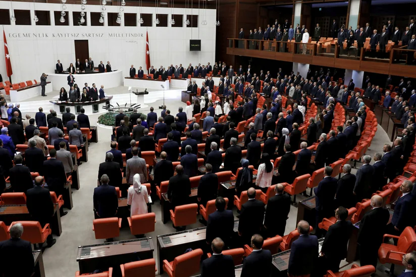 Türkiyə parlamenti silahlı qüvvələrin Liviyada qalma mandatını uzadıb