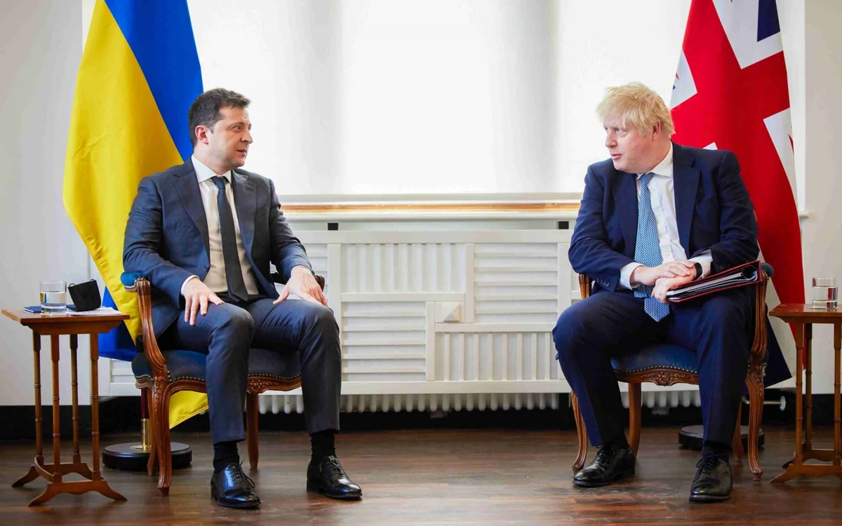 Zelenski ilə Boris Conson arasında telefon danışığı olub