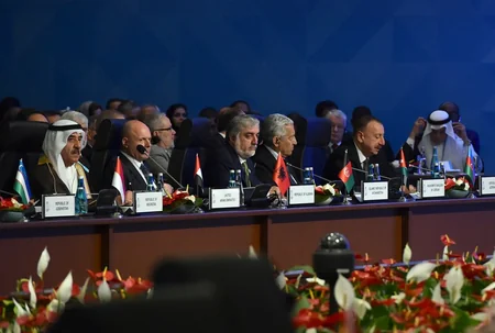 ​В Стамбуле начался 13-й саммит ОИС - ОБНОВЛЕНО