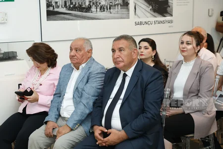 ADY və Mətbuat Şurası jurnalistləri mükafatlandırıb