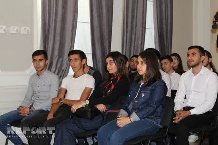 Azərbaycanın Gürcüstandakı səfirliyində tələbələrlə görüş keçirilib - FOTO
