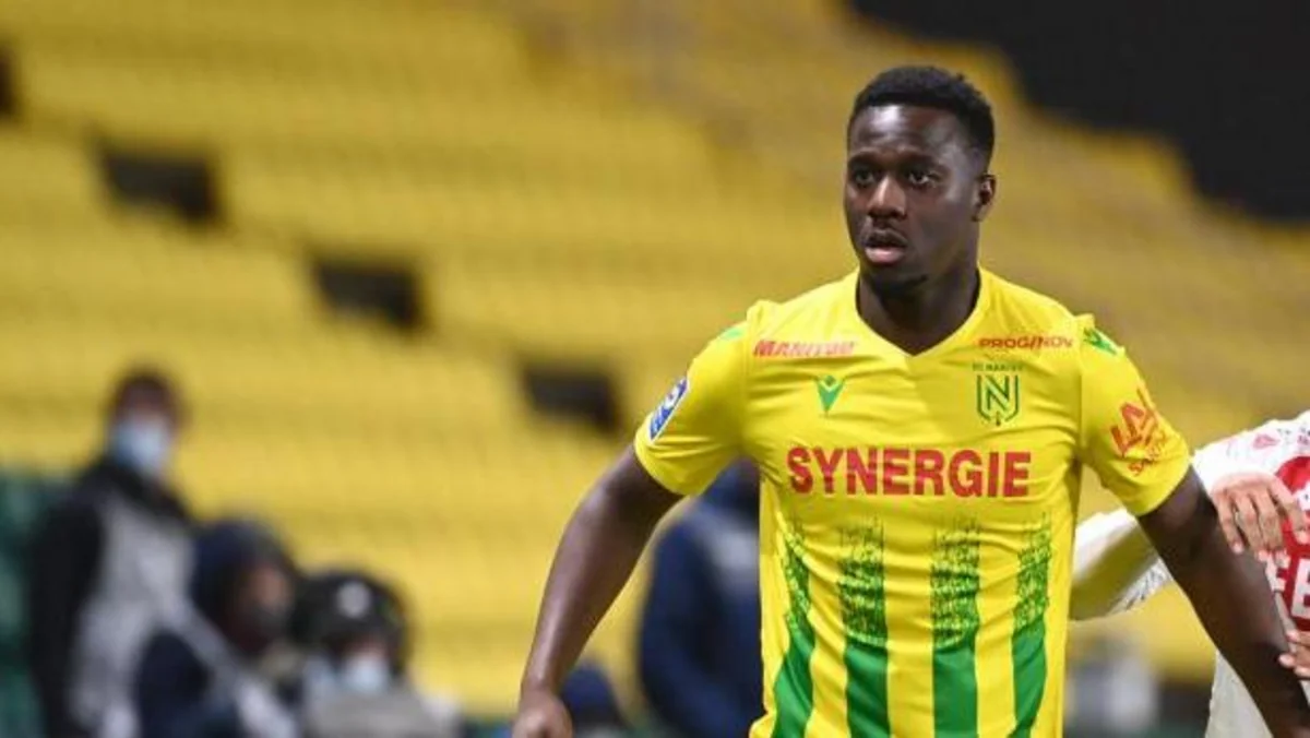 Qarabağın rəqibi hücumçusunu icarəyə verib