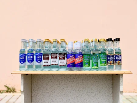 Naxçıvanda ticarət obyektlərində saxta alkoqollu içkilər aşkarlanıb