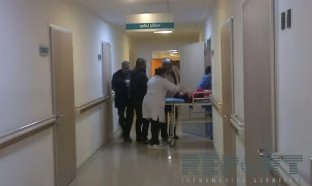 ​Lənkəranda iki maşın toqquşub, 2 nəfər ağır yaralanıb - FOTO