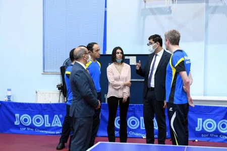 Fərid Qayıbov daha bir federasiyanın fəaliyyəti ilə tanış olub