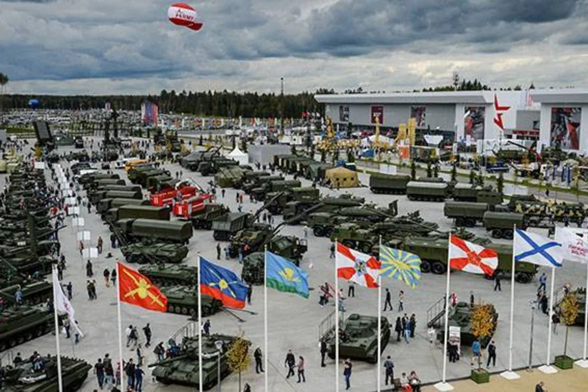 Azərbaycan Müdafiə Nazirliyinin nümayəndə heyəti ARMY-2018 sərgisində iştirak edir