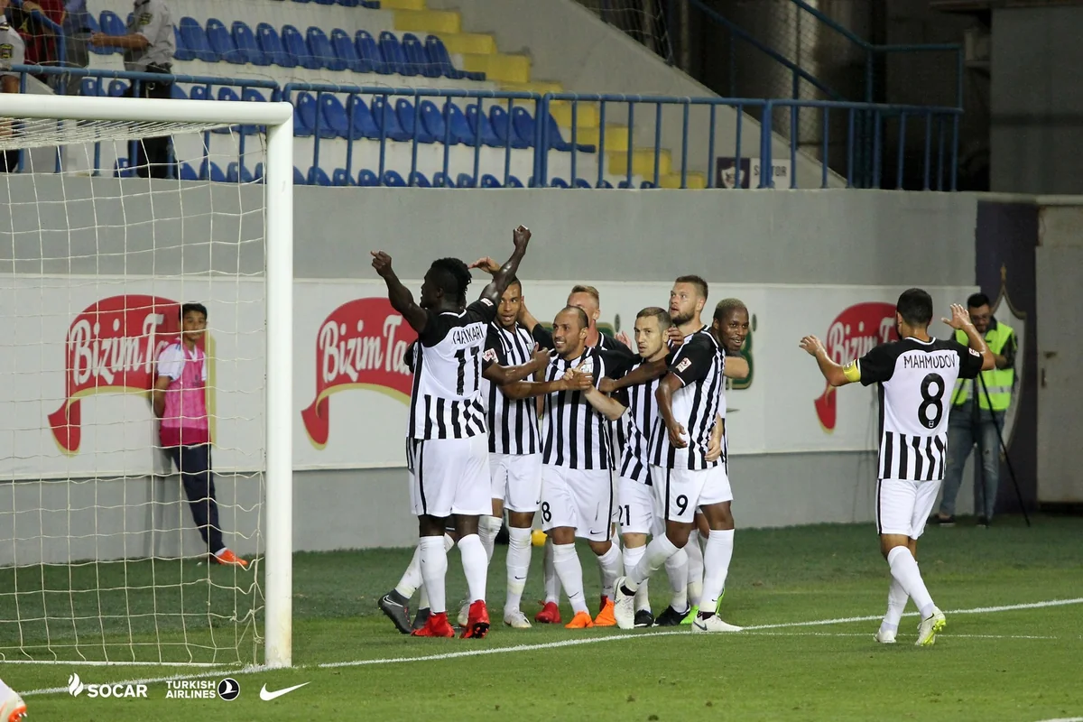 Neftçi yoxlama oyunu keçirəcək