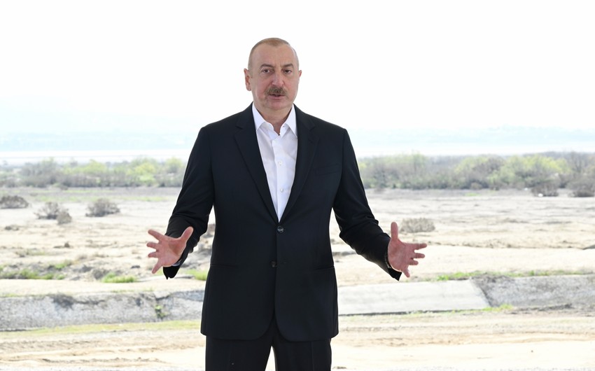 Prezident: Xəzər dənizinin suyunun duzsuzlaşdırılması layihəsi üzərində iş aparılır