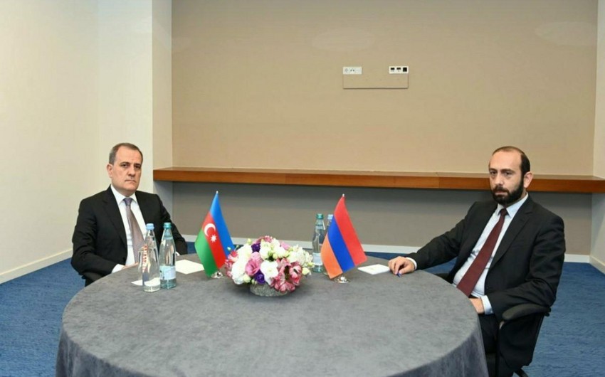 Azerbaijani, Armenian FMs to meet in Berlin