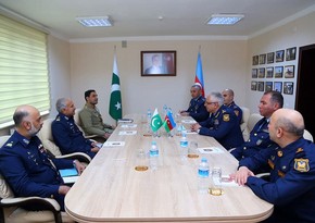 Azərbaycanla Pakistan hərbi aviasiya sahəsində əməkdaşlığın inkişafını müzakirə edib