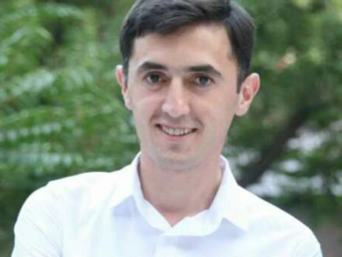 Tural Abbaslı rəhbəri olduğu partiyanın sənədlərini yenidən Ədliyyə Nazirliyinə təqdim edib
