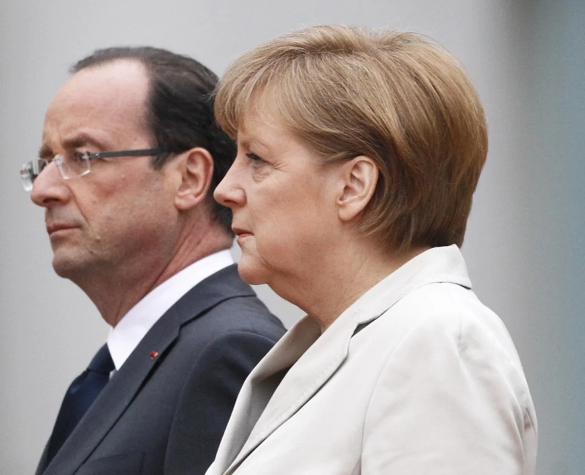 Angela Merkel və Fransua Olland Rusiyaya qarşı sanksiyaların müddətinin uzadılmasını istəyir