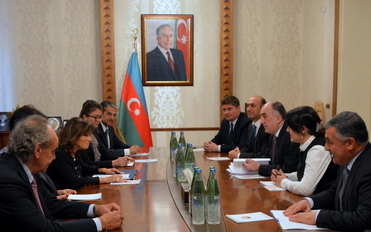 Elmar Məmmədyarov İtaliya Senatının sədri ilə görüşüb