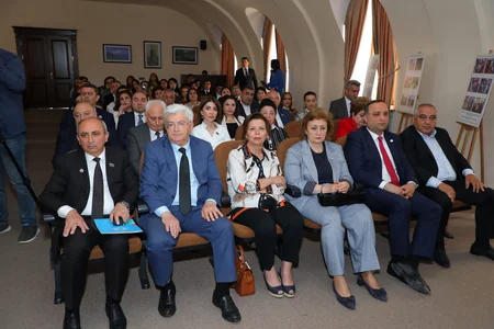 Ümumdünya Qaçqınlar Gününə həsr olunmuş beynəlxalq tədbir keçirilib