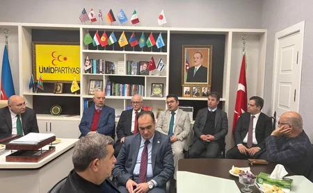 Güney Azərbaycan Keçici Milli Məclisinin Təşkilat Komitəsinin üzvləri Bakıya gəlib