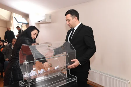 Füzuliyə köçürüləcək ailələr arasında növbəti püşkatma keçirilib