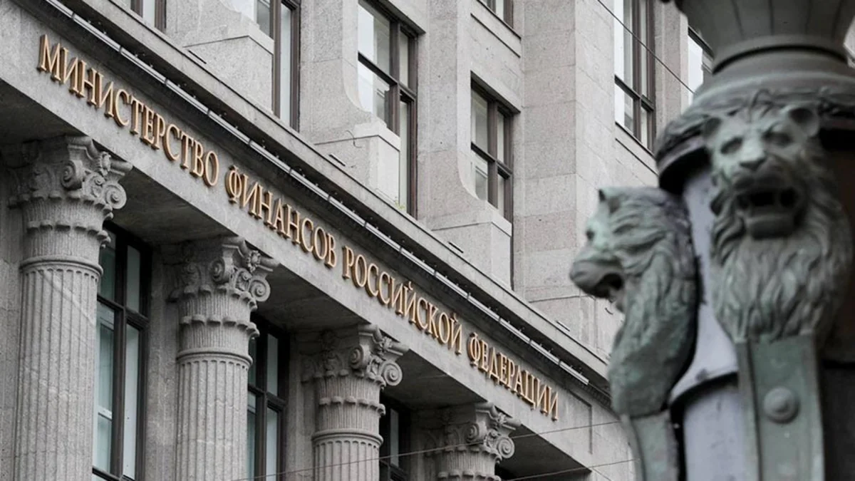 Rusiyanın Maliyyə Nazirliyi valyuta bazarına müdaxiləni davam etdirir