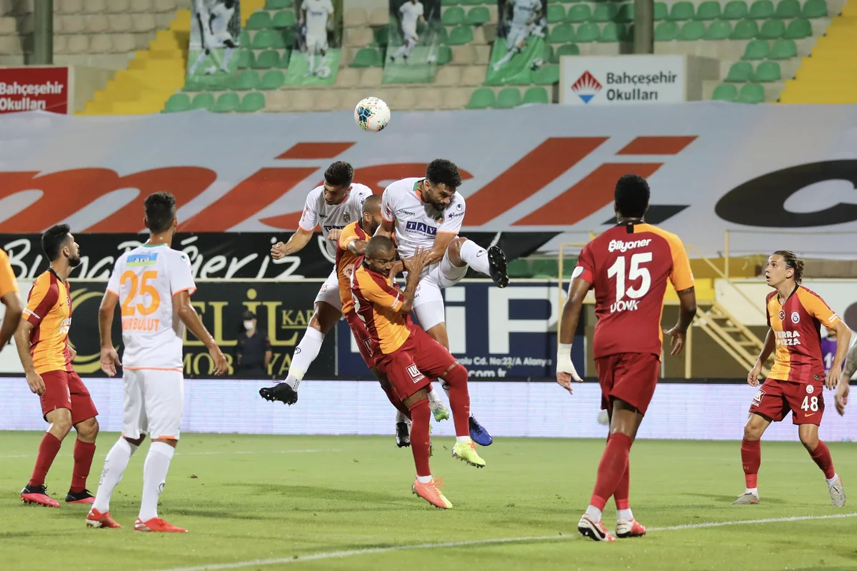 Qalatasaray Bakıya uğursuz seriya ilə gəlir