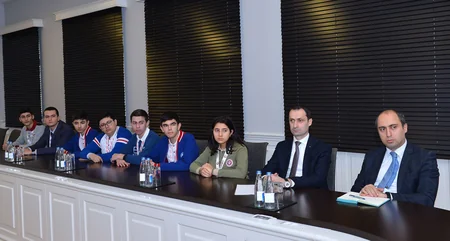 Təhsil naziri olimpiada qalibləri ilə görüşüb
