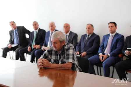 Saleh Məmmədov Şabranda vətəndaşları qəbul edib