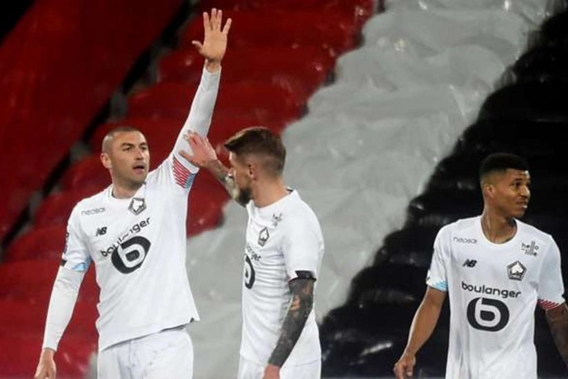 Burak Yılmaz dubl edərək, İbrahimoviçə çatdı