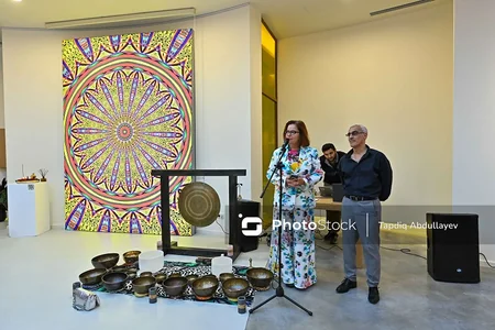 “Nine Senses” incəsənət mərkəzində “Həyat dairəsi” adlı sərginin açılışı olub