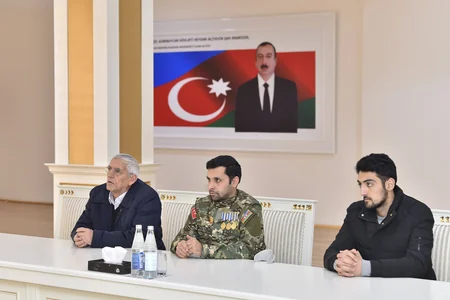 “Azərsu”nun sədr müavini Salyanda vətəndaşları qəbul edib