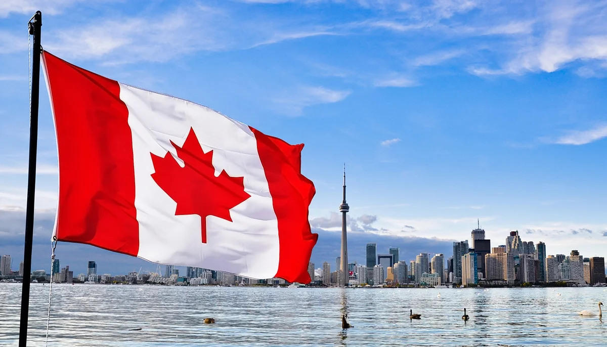 More than half of Azerbaijani citizens get refusal for Canadian visa in 2016 - EXCLUSIVE