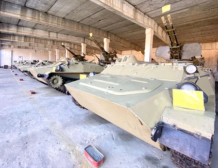 Defense minister inspects combat readiness of mobilization support base