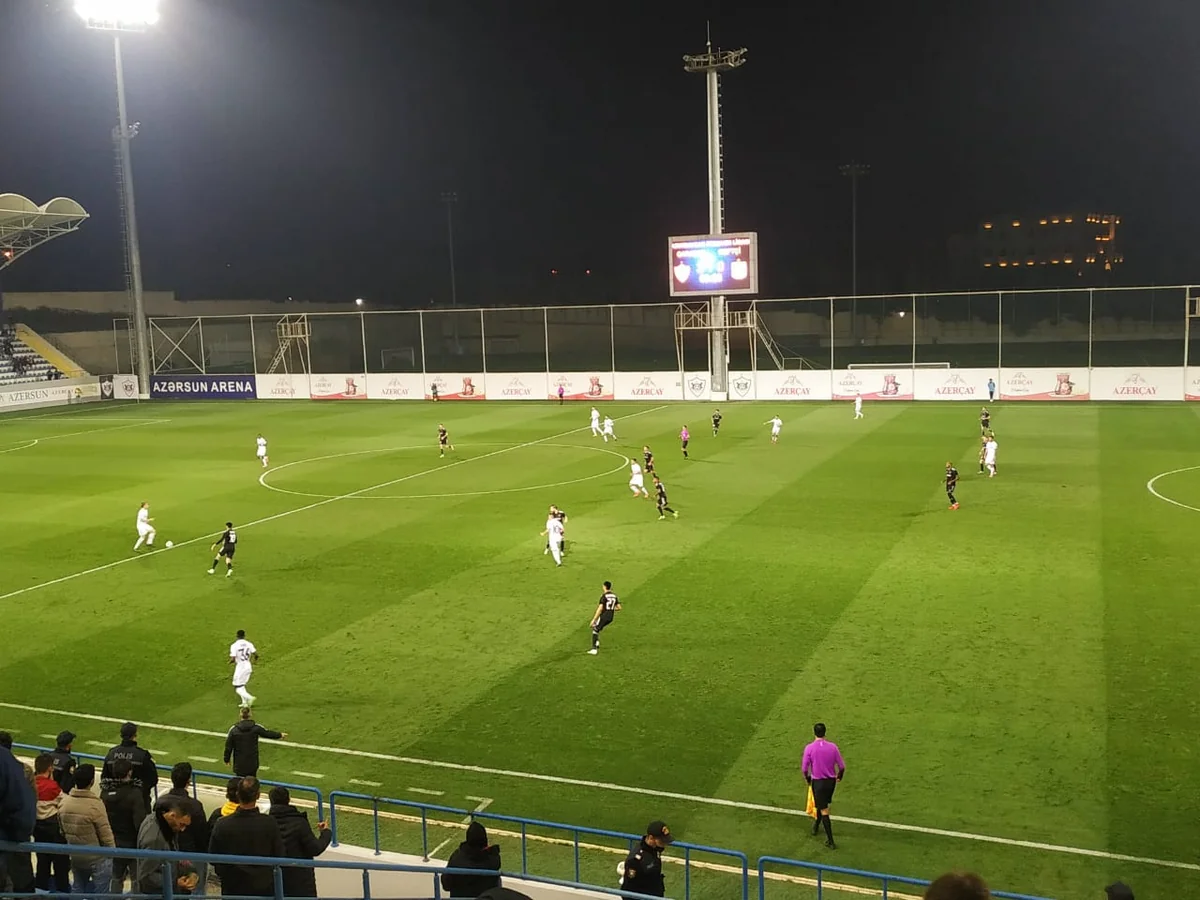 Qarabağ Neftçini darmadağın edərək vahid lider olub