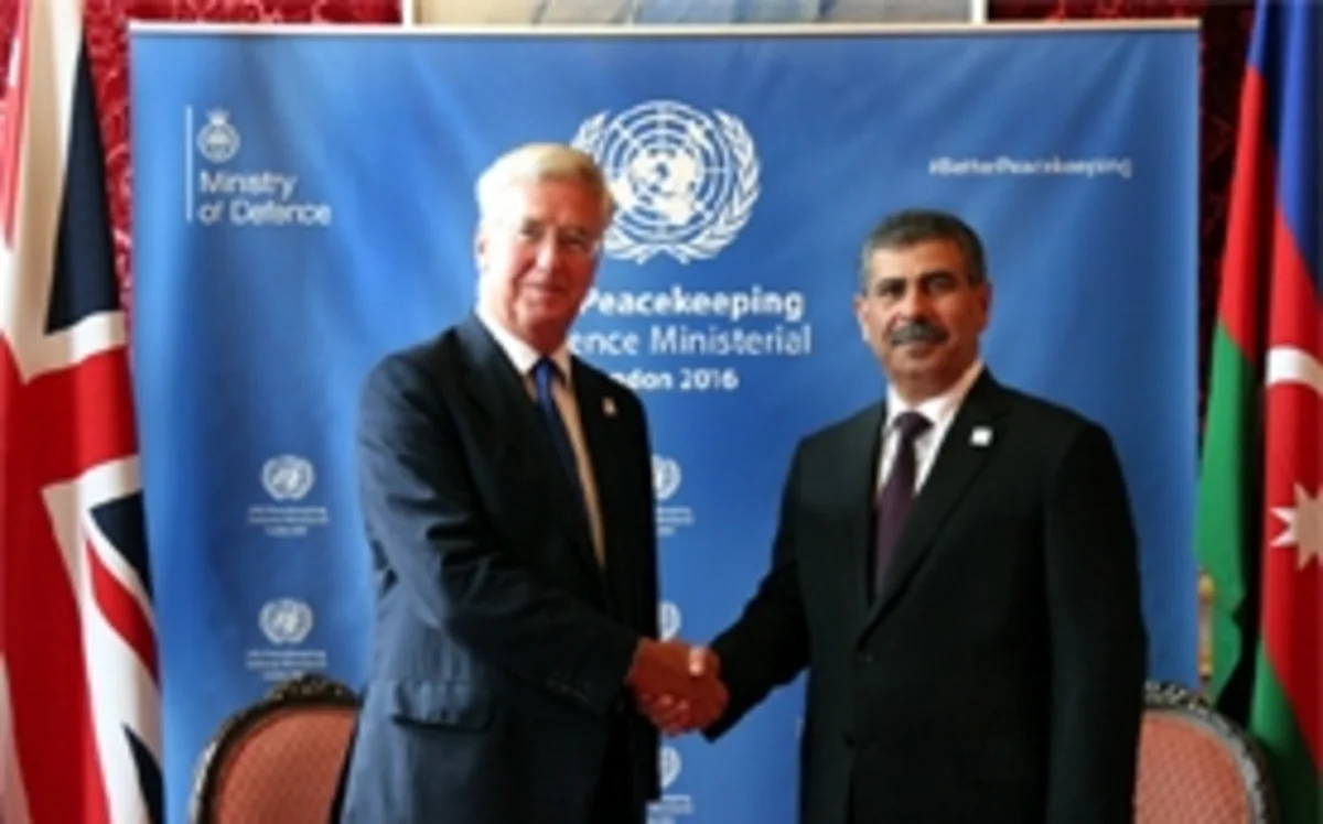 Azerbaijan and United Kingdom discussed military cooperation