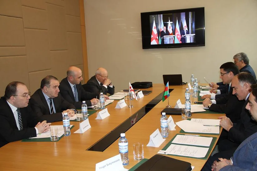 Azərbaycan Gürcüstana məxsus avtobusların ölkədə qeyri-qanuni sərnişin daşımasından narazıdır