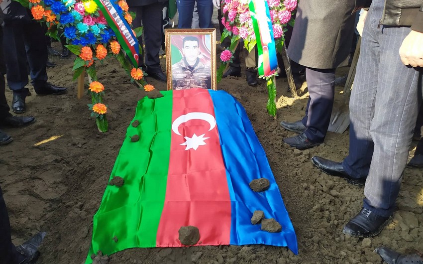Ucarda şəhid gizir dəfn olunub 