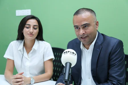 BBF-də gənc sahibkarlara təlim keçən Manu Şarma: “Azərbaycanda da ən azından Kanadadakı qədər sosial sahibkarlığa maraq var” - MÜSAHİBƏ