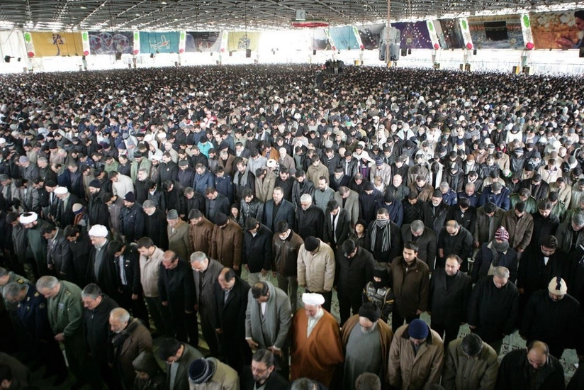 İranın 23 əyalətində cümə namazı ləğv edildi