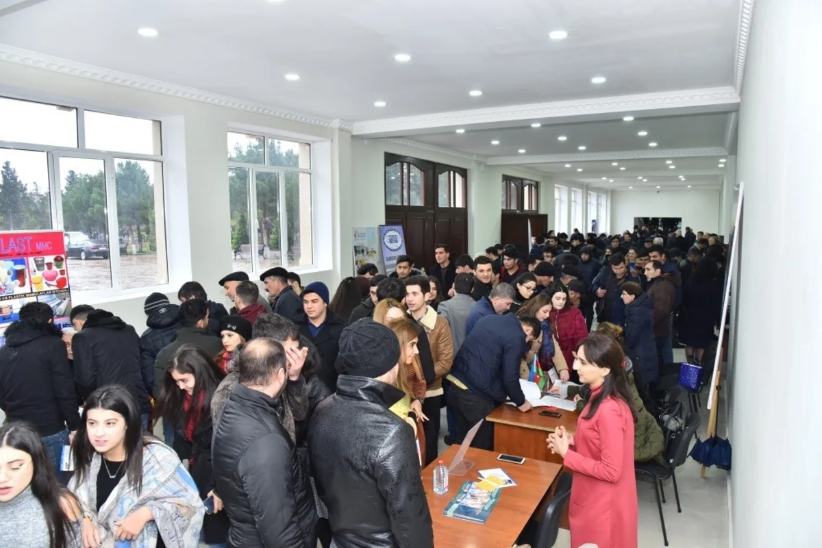 Sumqayıtda əmək yarmarkası keçirilib