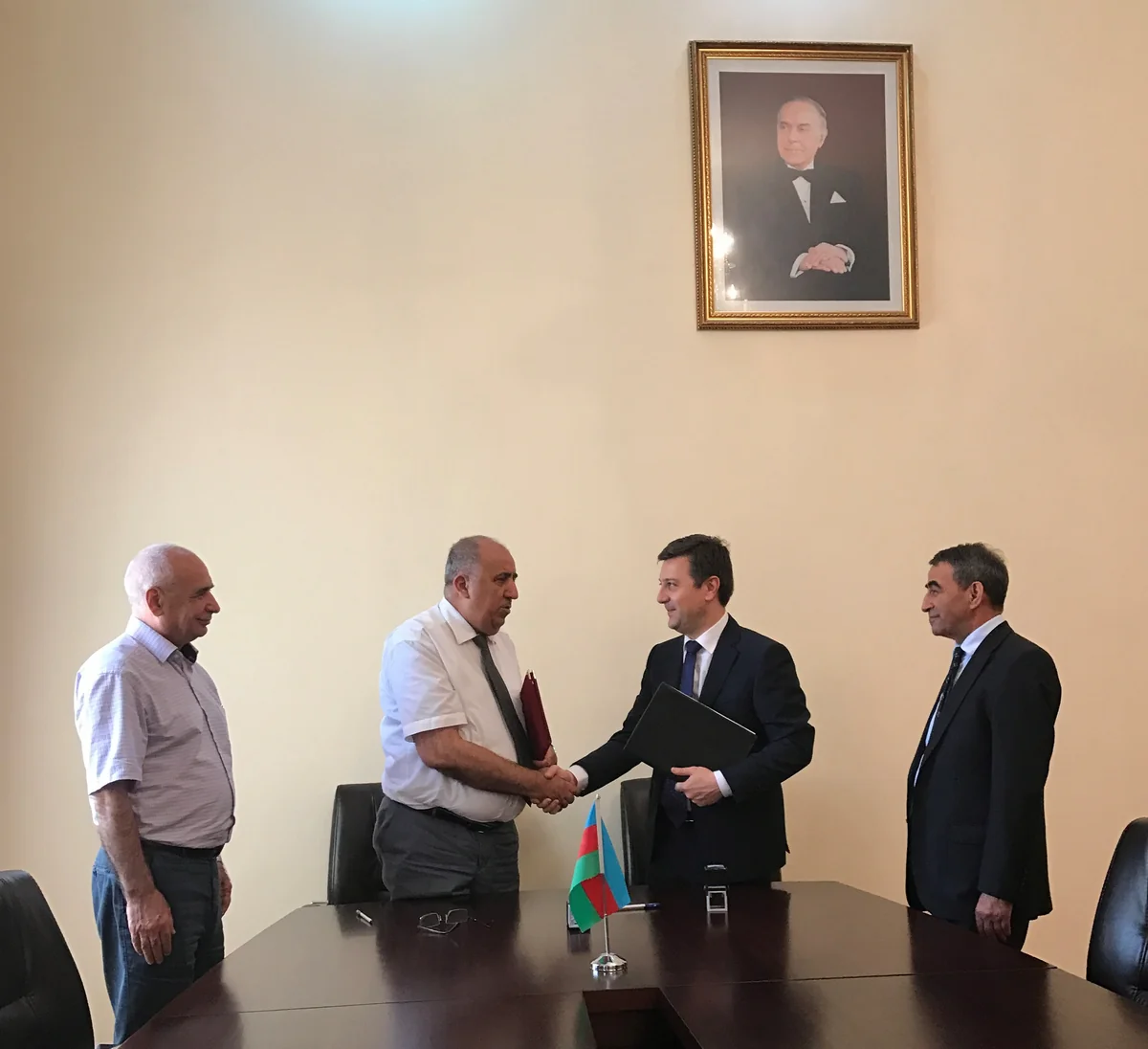 SOCAR Methanol və Neft-Kimya Prosesləri İnstitutu anlaşma memorandumu imzalayıb