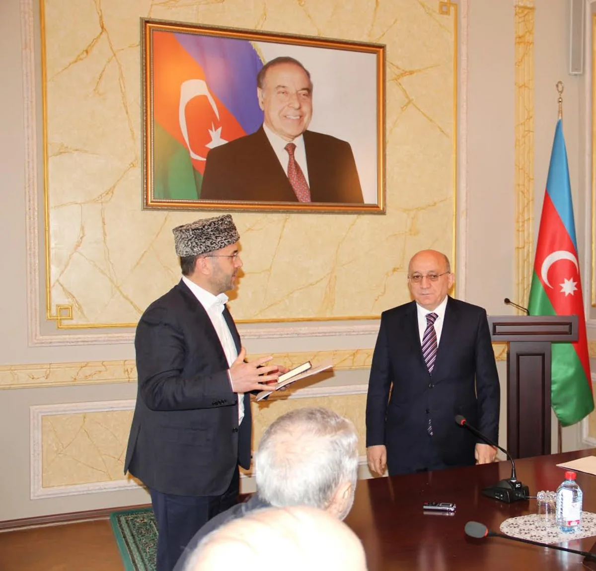 Azərbaycanda dövlət qeydiyyatına alınmış islam kolleclərinə şəhadətnamələr verilib
