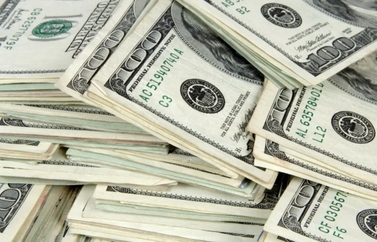 Dünyanın ən zəngin adamlarının varidatı bu il 19 milyard dollar azalıb