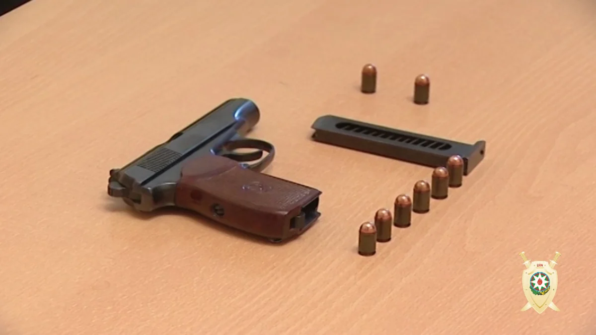 Bakıda silahlı şəxslər saxlanılıb