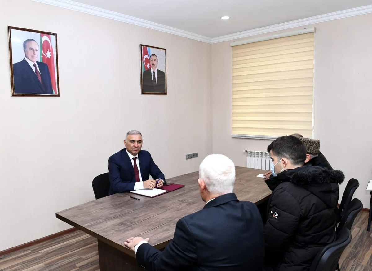 Vüqar Əhmədov Şamaxı və Qobustandan olan vətəndaşları qəbul edib