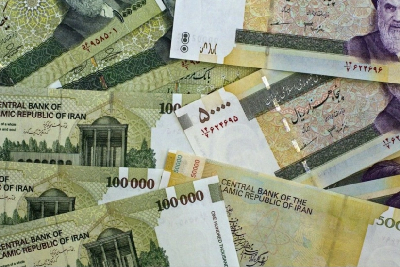 İran valyutası rekord həddə düşüb
