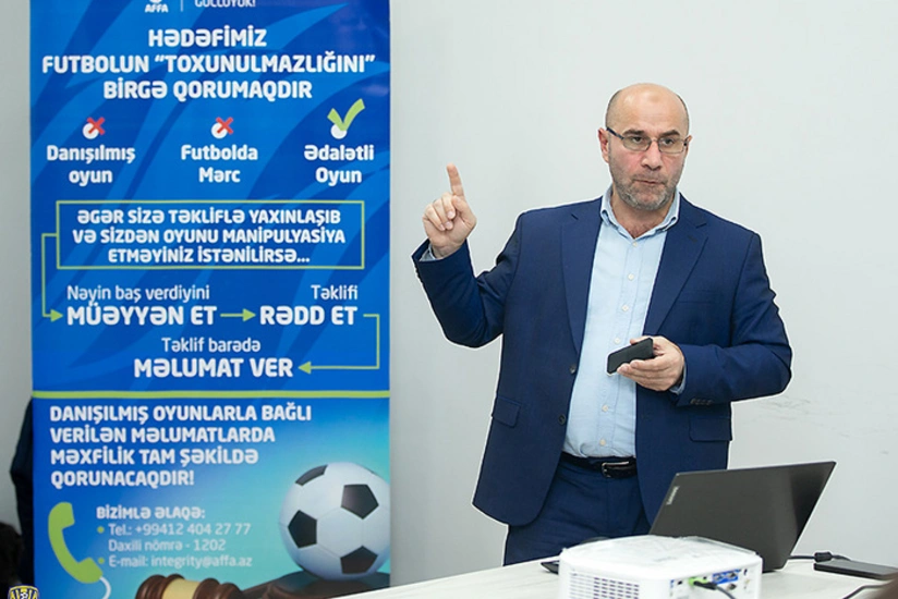 “Kəpəz”in aşağı yaş qruplarından ibarət komandalarına danışılmış oyunlarla bağlı seminar keçirilib