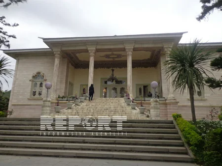 İran şahlarının dünyaca məşhur yay sarayından - REPORTAJ