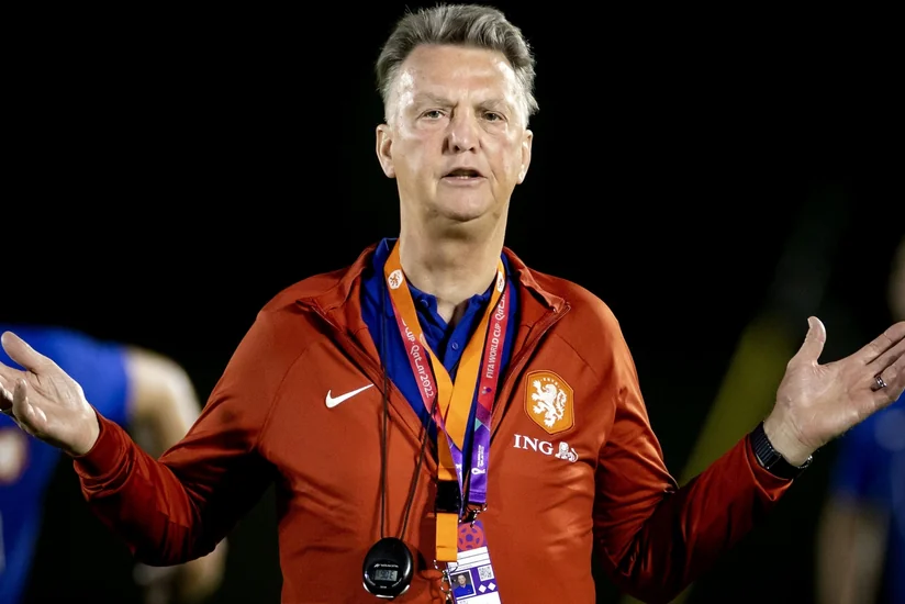 Lui van Qal: Komandada gərginlik var