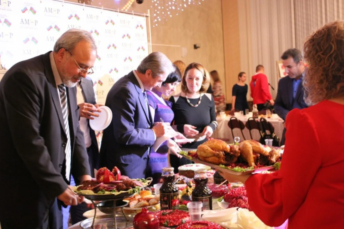 Krasnoyarskda Nar bayramı keçirilib