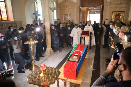 Şəhid Dmitri Solnsevin II Fəxri xiyabanda dəfn olunub