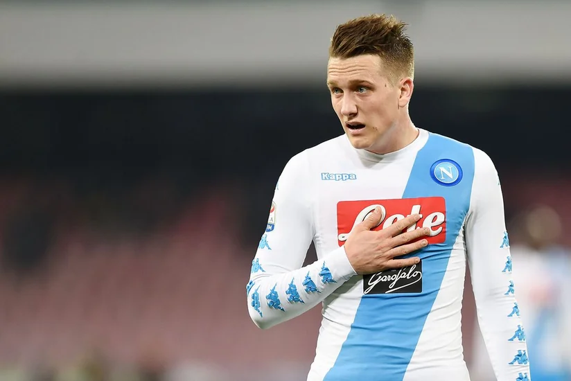 Napolinin futbolçusu Yuventusla matçdan əvvəl koronavirusa yoluxdu